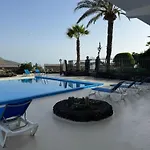 Villa Azure Horizon And Breeze - Panoramic Ocean View And Heated Pool