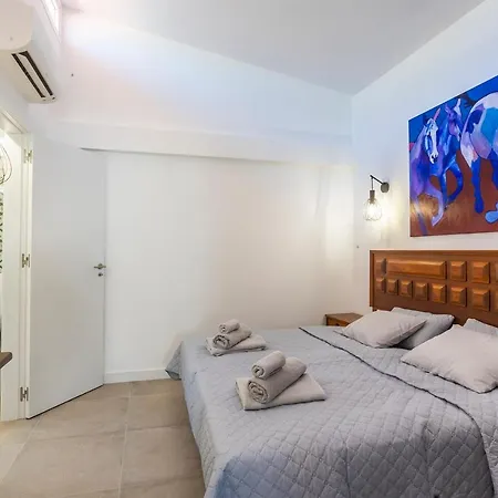 Azure Horizon And Breeze - Panoramic Ocean View And Heated Pool וילה *