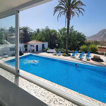 Azure Horizon And Breeze - Panoramic Ocean View And Heated Pool וילה Chayofa