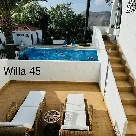 Azure Horizon And Breeze - Panoramic Ocean View And Heated Pool וילה *