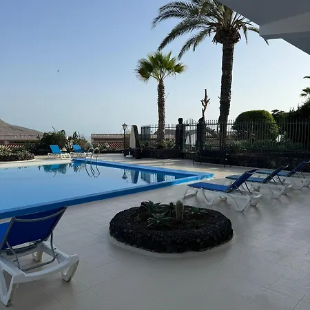 וילה Azure Horizon And Breeze - Panoramic Ocean View And Heated Pool